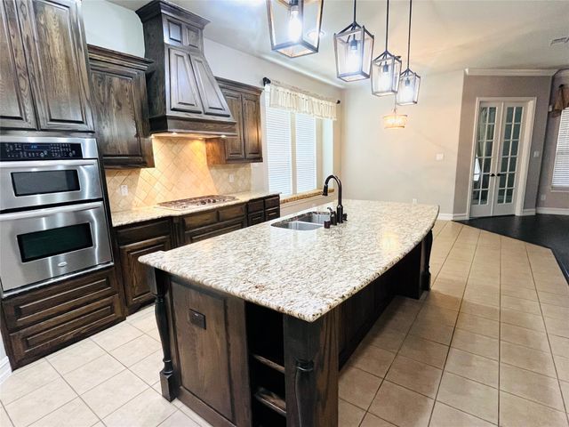 5601 Sunstar Lane, Flower Mound, TX 75028