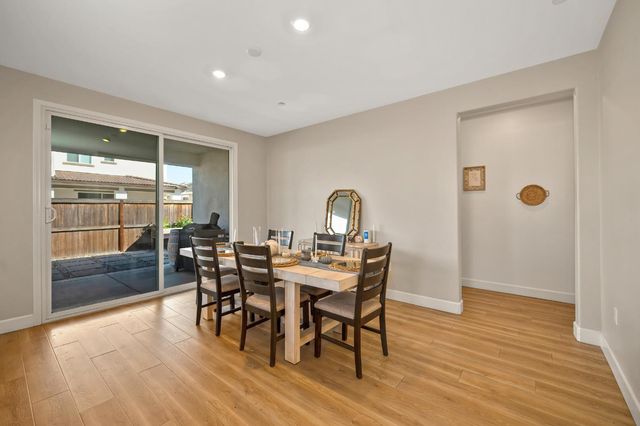 6669 Kaweah Ln, Stockton, CA 95219