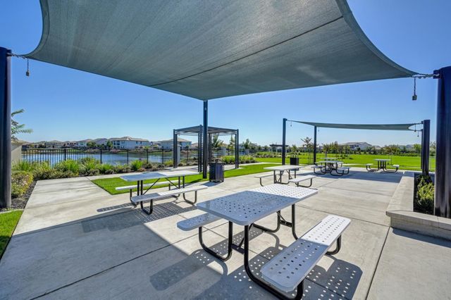 6669 Kaweah Ln, Stockton, CA 95219