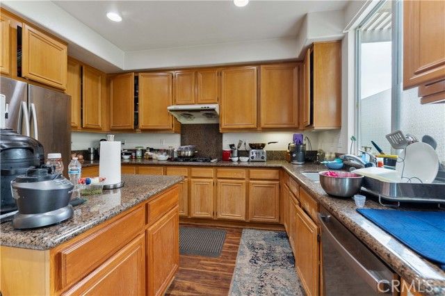 11390 Parkfield Court, Riverside, CA 92505