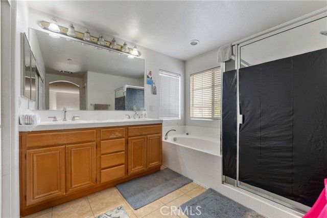 11390 Parkfield Court, Riverside, CA 92505