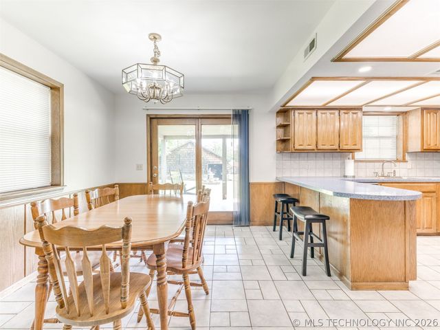 32069 Meadow Lane, Mannford, OK 74044