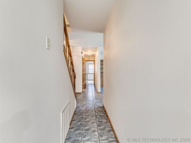 32069 Meadow Lane, Mannford, OK 74044
