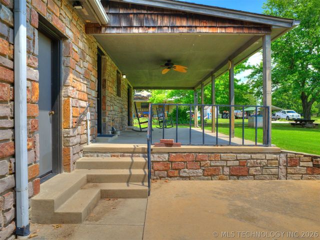 32069 Meadow Lane, Mannford, OK 74044