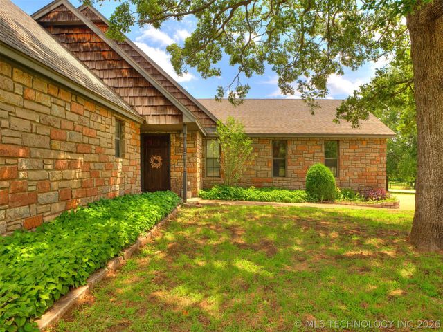 32069 Meadow Lane, Mannford, OK 74044