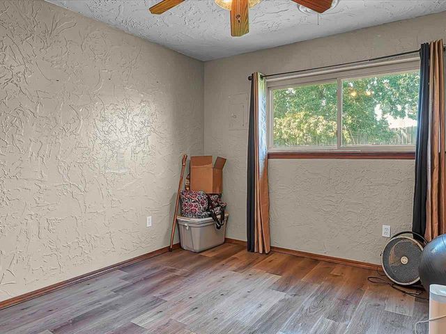 4701 NW Meadowbrook Dr, Lawton, OK 73505