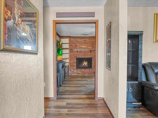 4701 NW Meadowbrook Dr, Lawton, OK 73505