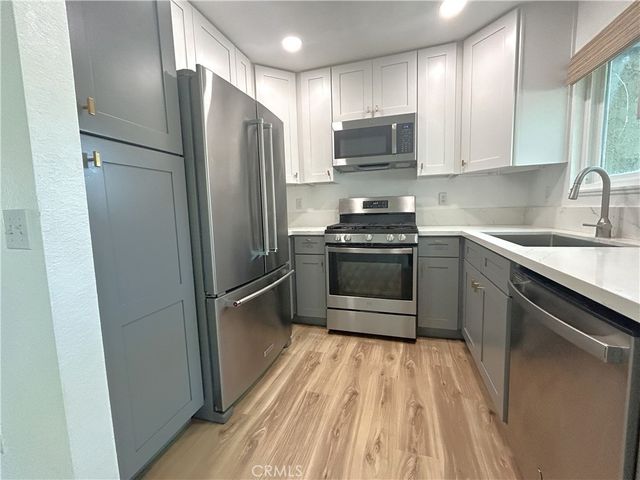 8325 Spring Desert, Rancho Cucamonga, CA 91730