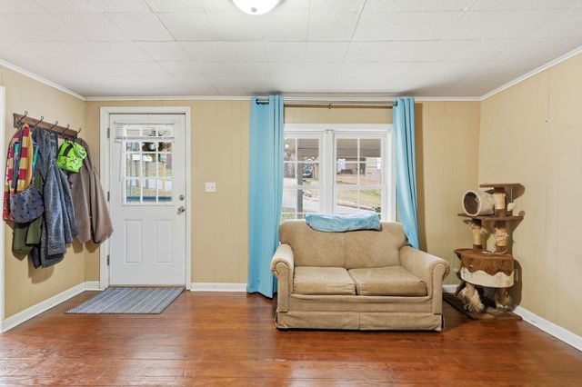 3292 Maple Street, Hollister, MO 65672