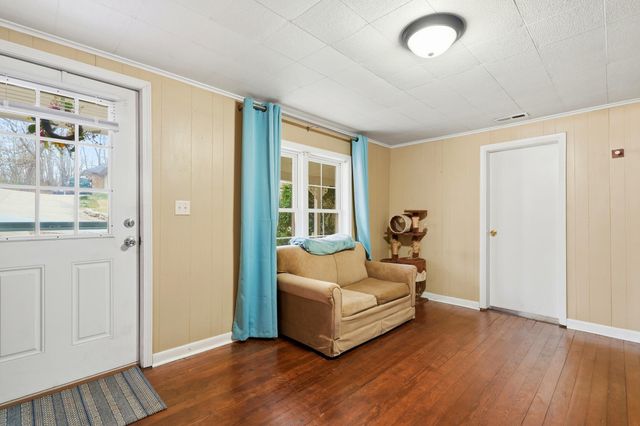 3292 Maple Street, Hollister, MO 65672