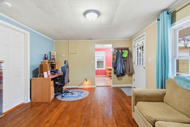 3292 Maple Street, Hollister, MO 65672