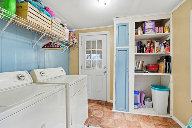 3292 Maple Street, Hollister, MO 65672