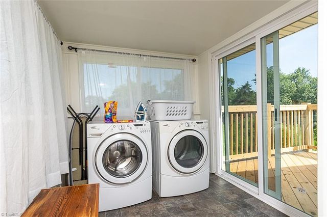 226 E Lebanon Street, Mount Airy, NC 27030