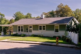 226 E Lebanon Street, Mount Airy, NC 27030