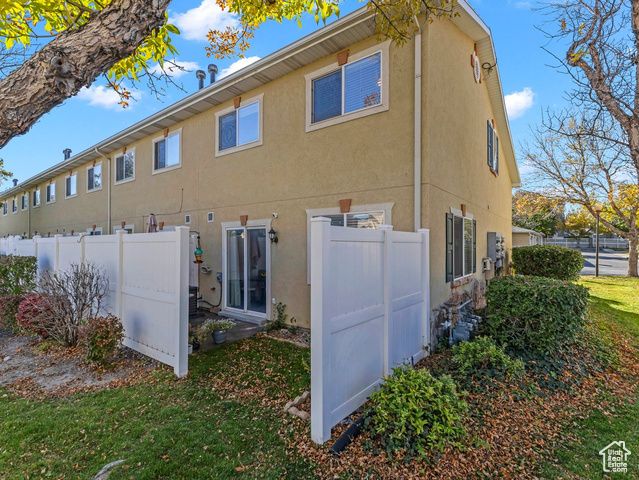 6811 S ETRUSCAN WAY, West Jordan, UT 84084