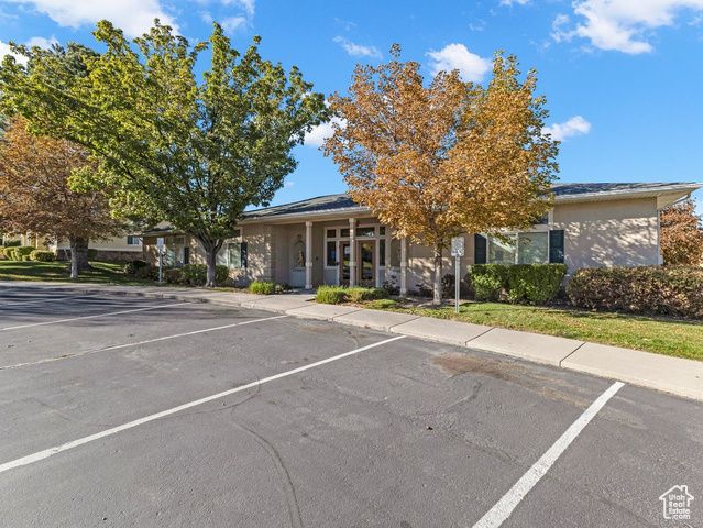 6811 S ETRUSCAN WAY, West Jordan, UT 84084