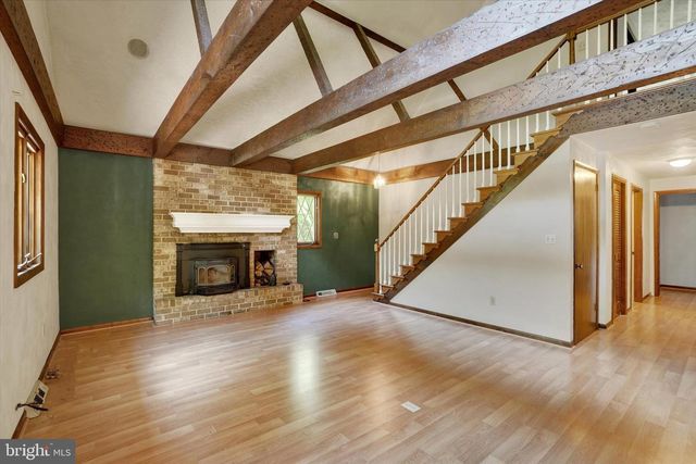 3993 TROUT RUN RD, York, PA 17406