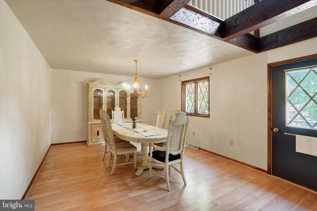 3993 TROUT RUN RD, York, PA 17406