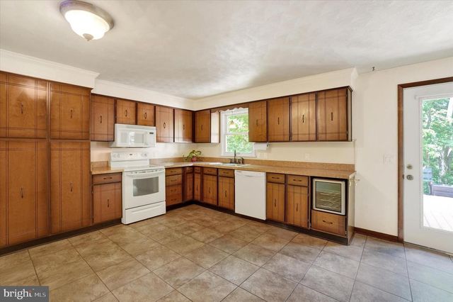 3993 TROUT RUN RD, York, PA 17406