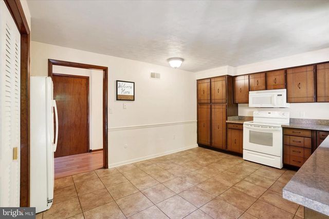 3993 TROUT RUN RD, York, PA 17406