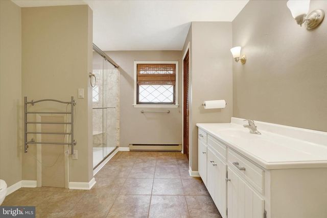 3993 TROUT RUN RD, York, PA 17406