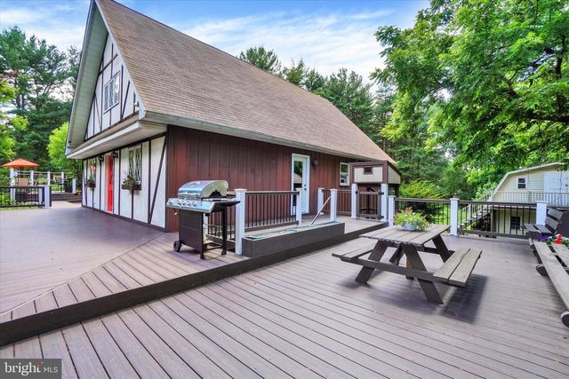 3993 TROUT RUN RD, York, PA 17406