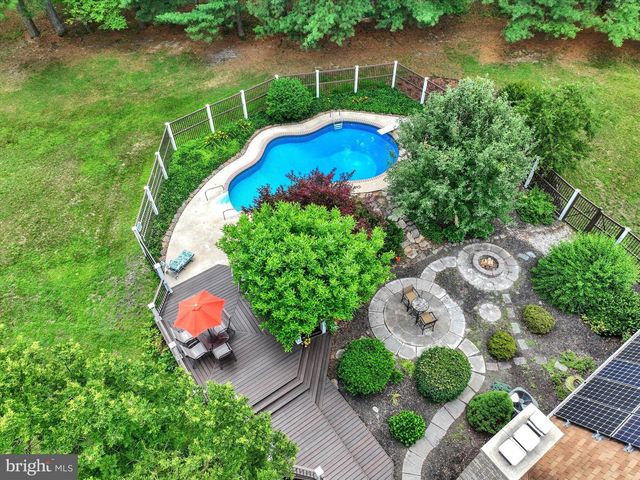 3993 TROUT RUN RD, York, PA 17406