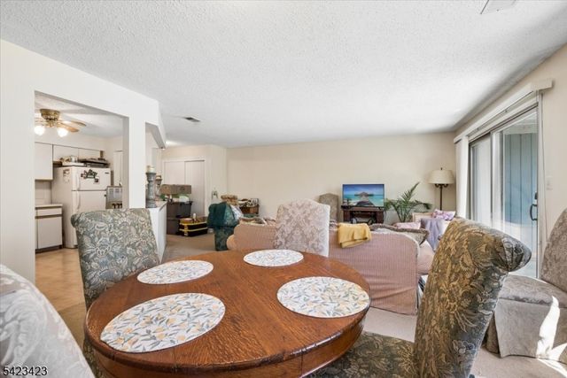 73 Drake Ln 73, Roxbury Twp., NJ 07852