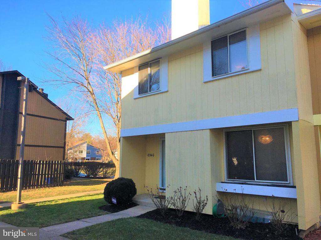 18540 EAGLES ROOST DR, Germantown, MD 20874