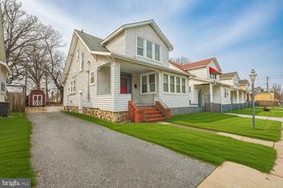 8 IRVING PL, Baltimore, MD 21208