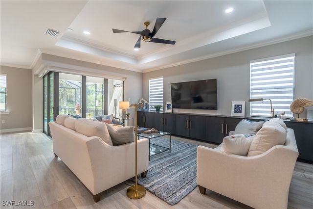 6754 Pennyroyal DR, Naples, FL 34114