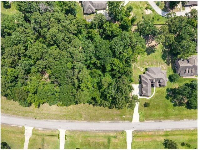626 N Commons View Drive, Houston, TX 77336