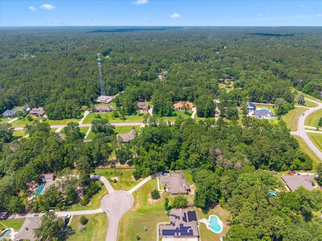 626 N Commons View Drive, Houston, TX 77336