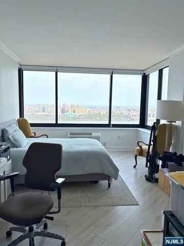 100 Old Palisade Road 3505, Fort Lee, NJ 07024