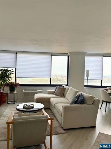 100 Old Palisade Road 3505, Fort Lee, NJ 07024