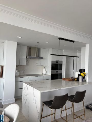 100 Old Palisade Road 3505, Fort Lee, NJ 07024