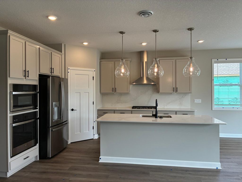 5202 Long Pointe Bay, Woodbury, MN 55129 — photo 2
