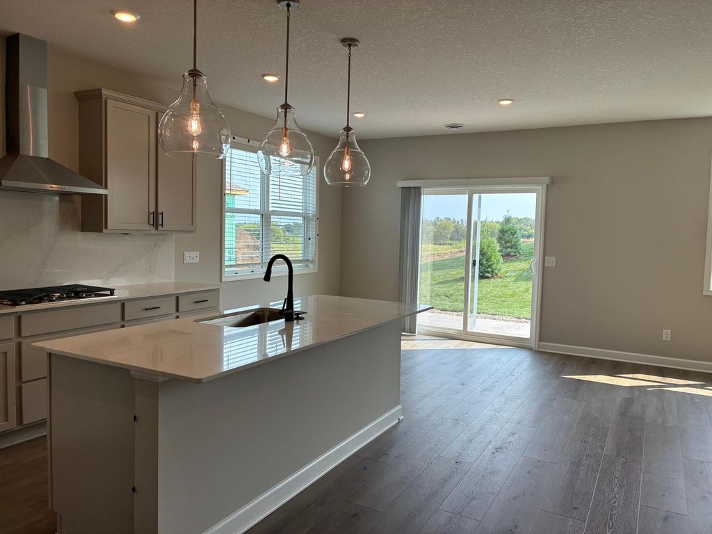 5202 Long Pointe Bay, Woodbury, MN 55129 — photo 3