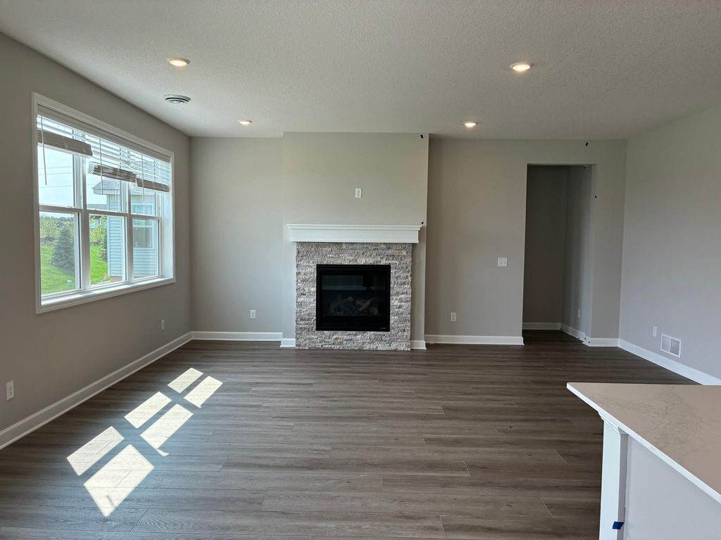 5202 Long Pointe Bay, Woodbury, MN 55129 — photo 4