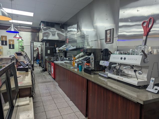 679 Washington St, Attleboro, MA 02703