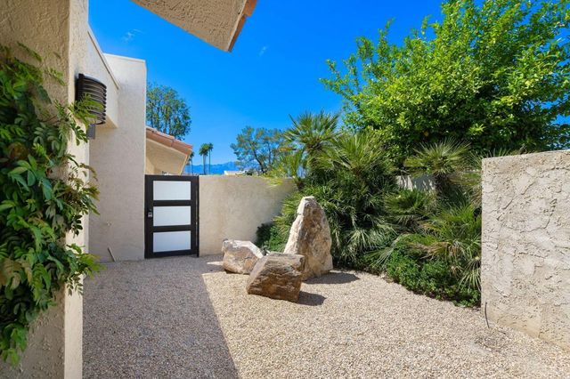 26 Stanford Drive, Rancho Mirage, CA 92270