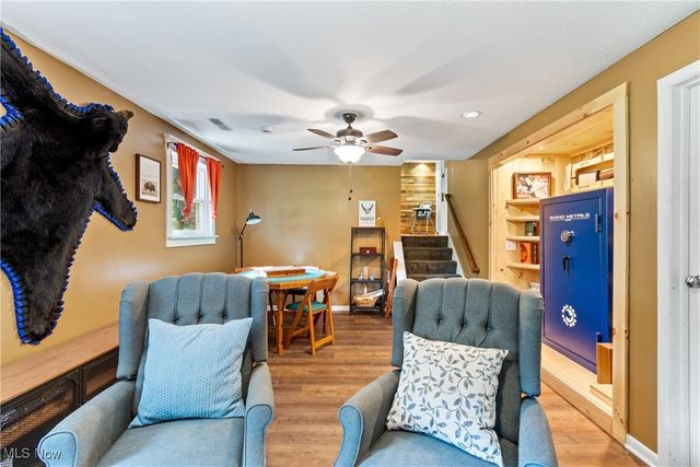 6407 Southview Drive, New Franklin, OH 44216