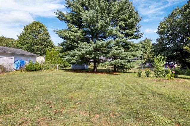 6407 Southview Drive, New Franklin, OH 44216