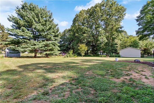 6407 Southview Drive, New Franklin, OH 44216