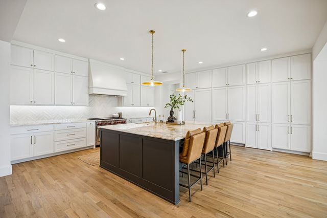 9514 Still Creek Lane, Dallas, TX 75238