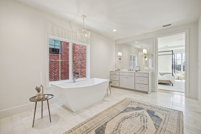 9514 Still Creek Lane, Dallas, TX 75238