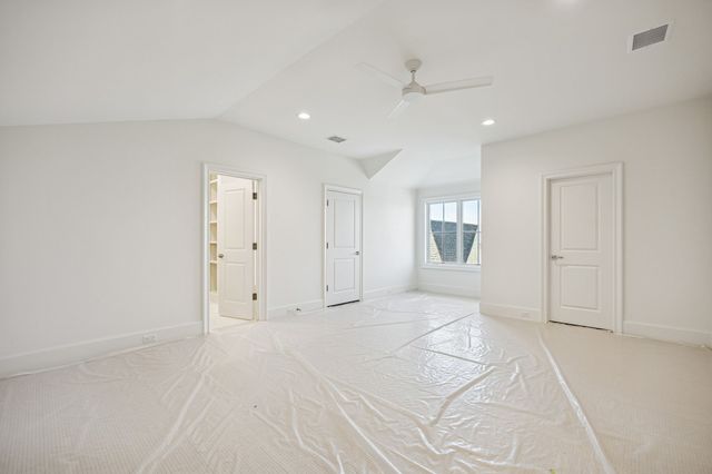 9514 Still Creek Lane, Dallas, TX 75238