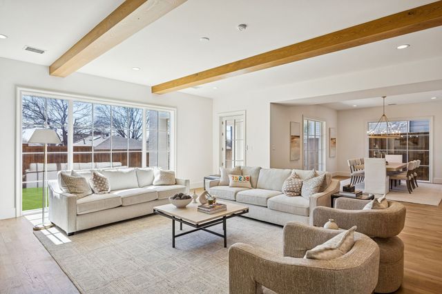 9514 Still Creek Lane, Dallas, TX 75238