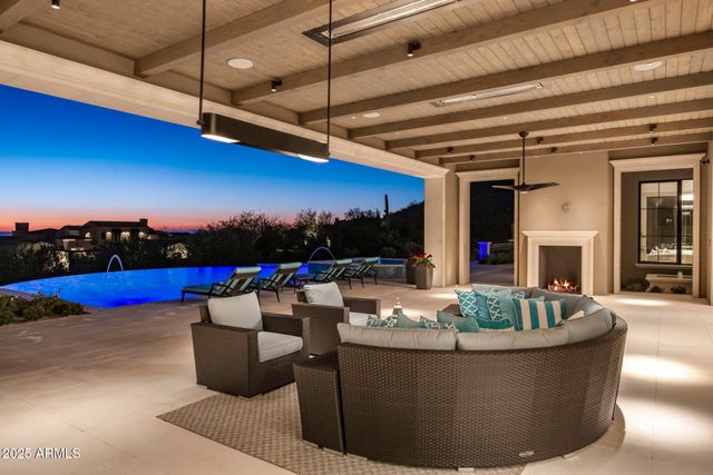 10739 E DIAMOND RIM Drive, Scottsdale, AZ 85255