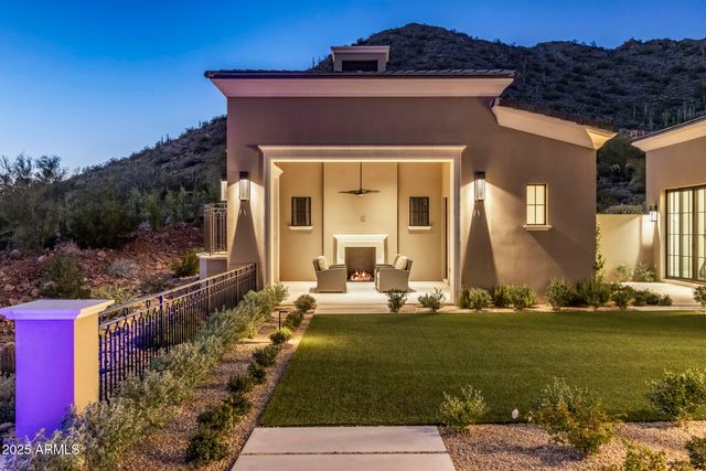 10739 E DIAMOND RIM Drive, Scottsdale, AZ 85255